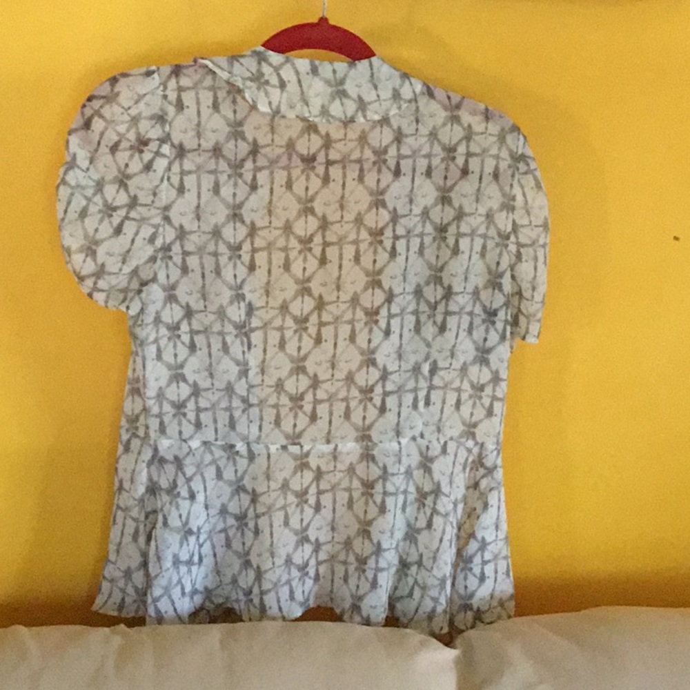 Sheer top - Picture 2 of 2